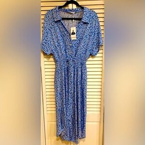 Angashion NWT timeless elegance blue floral dress size large